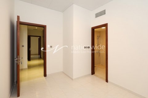 Villa in Abu Dhabi, UAE 6 bedrooms, 1200 sq.m. № 45787 - photo 15