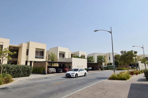 THE FIELD in DAMAC Hills (Akoya by DAMAC), Dubai, UAE № 77669 - photo 10